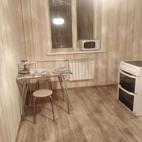 1-к. квартира, 40 м², 1/3 эт.