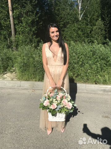Платье (на торжество, выпускной)