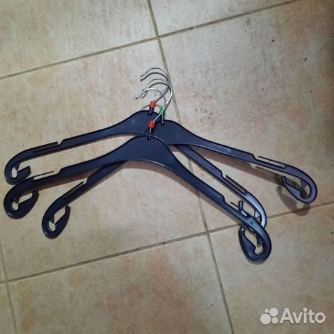 Вешалки плечики