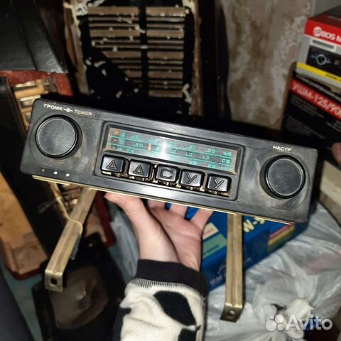 Оригинальный радио приёмник на ваз 2106 рабочий