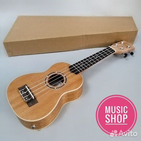 Укулеле сопрано с подключением новая