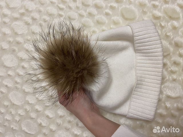 Шапка зимняя на флисе с помпоном