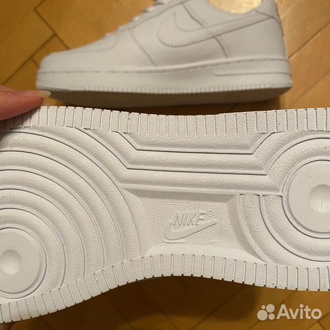 Новые кроссовки nike air force 1