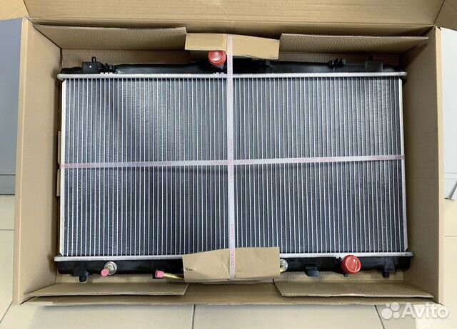 Радиатор охлаждения toyota camry 2.5 3.5