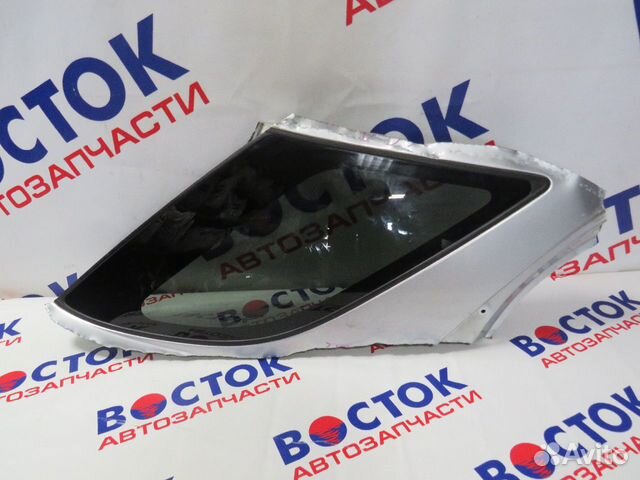 Стекло собачника Зад Право subaru impreza GG2