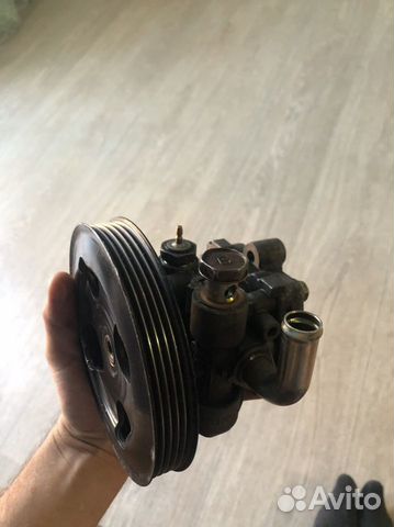 Насос гур 1.8 GDI mitsubishi