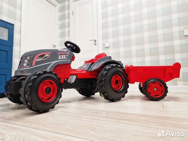 Трактор педальный Smoby XXL с прицепом