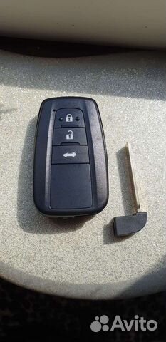 Ключ toyota camry