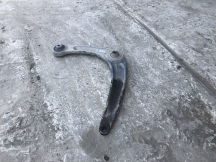 Рычаг передний левый peugeot 408