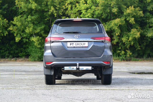 Фаркоп Toyota Fortuner с 2016