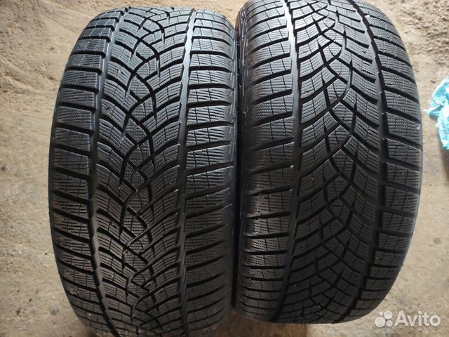 Goodyear UltraGrip Performance Gen-1 275/40 R21