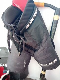 Шорты хоккейные, нагрудник, щитки