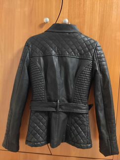 Кожаная куртка черная 40 размер