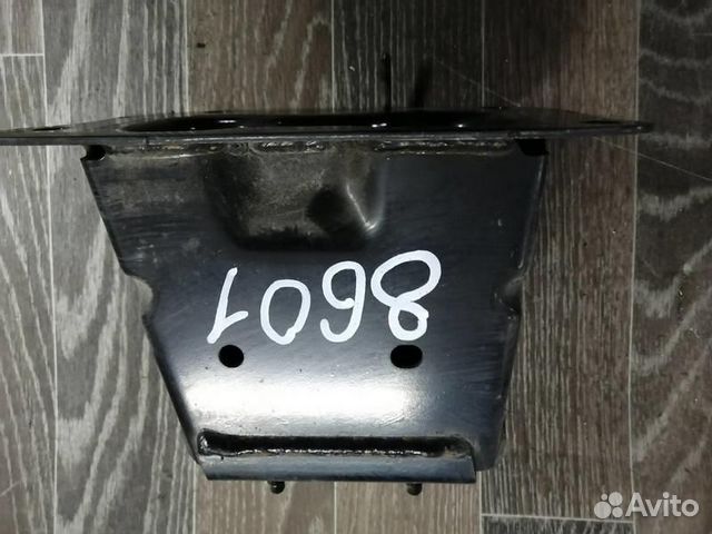 Кронштейн усилителя пер. бампера правый Теана J32