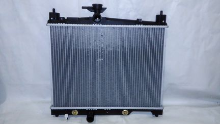 Радиатор toyota yaris/vitz/echo/platz 1/2SZ-FE