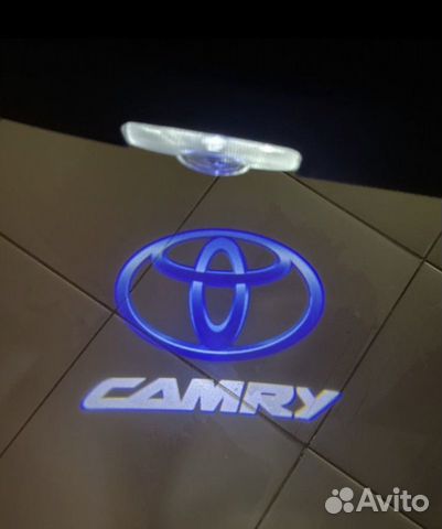 Лазерная проекция дверей Toyota Camry