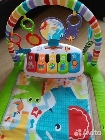 Развивающий коврик с пианино Ficher price deluxe