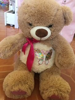 Плюшевый медведь