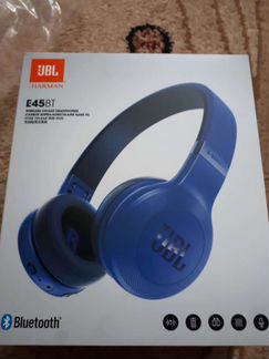 Беспроводные наушники JBL