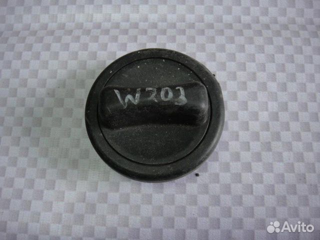 Крышка топливного бака Mercedes C-Class W203