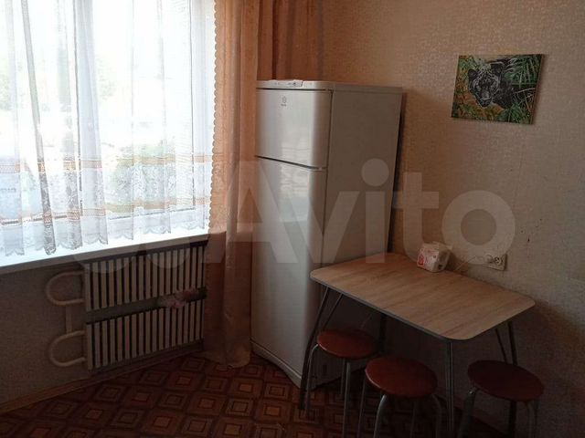 3-к. квартира, 64 м², 1/9 эт.