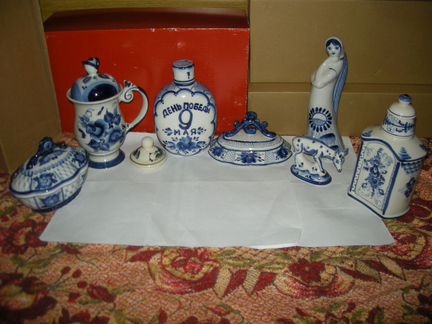 Девушка с косой гжель фляжка 9 мая штоф икорница