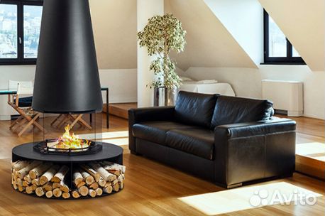 Островной камин с остеклением