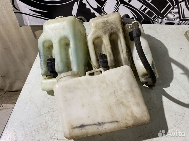 Бачки для жидкостей Mercedes Benz W124