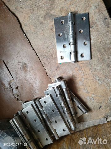 Петли для дверей