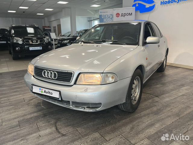 Audi A4 1.6 МТ, 1995, 304 314 км