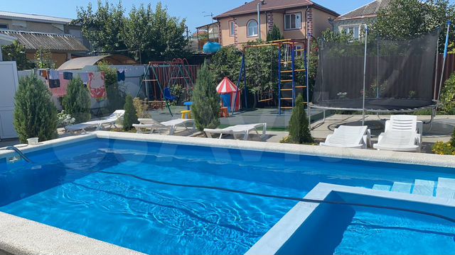 Дом 100 м² на участке 8 сот.