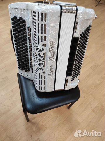 Белый красавчик из Италии,новый,2023 года