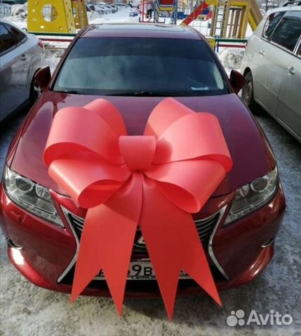 Подарочный бант на машину
