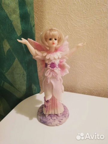 Статуэтка фея с крыльями