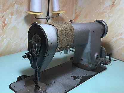 Машина швейная промышленная с сервомотором