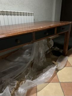 Стол из натурального дерева