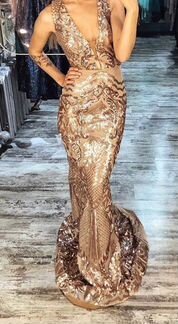 Вечернее платье рыбка 40-42