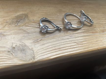 Серебряные серьги и кольцо (набор)