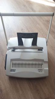 Брошюровщик proff BM-930, пробивает до 20л., переп