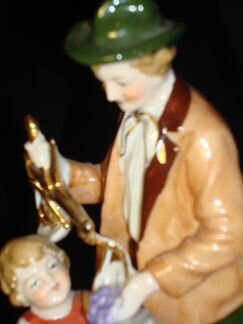 Весы.Фарфоровая статуэтка,Германия