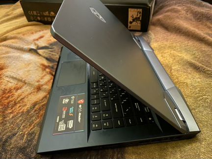 MSI GE66 RTX 2070 8GB/240 Hz дисплей