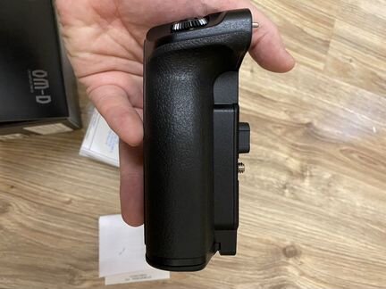 Батарейный блок Olympus HLD-9