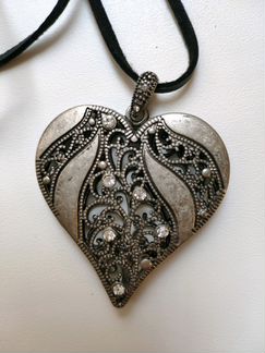 Чокеры, подвески