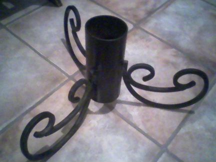 Подставка под новогоднюю елку