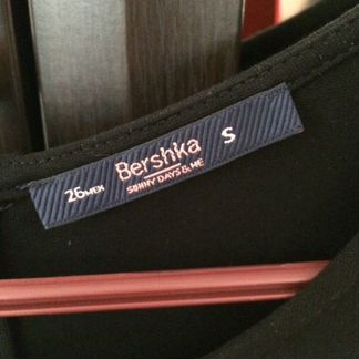 Bershka черное платье