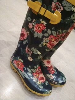 Резиновые сапоги