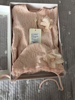 Кружевной комбинезон с чепчиком Valini, новый