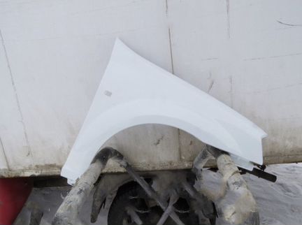 Крыло Лада Ларгус правое Белое