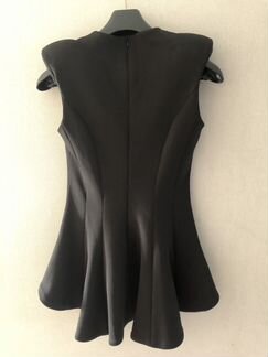 Топ,с подплечниками