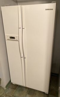Холодильник samsung Side By Side белый двухкамерны